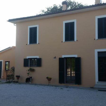B&B Le Rose Spello Bagian luar foto
